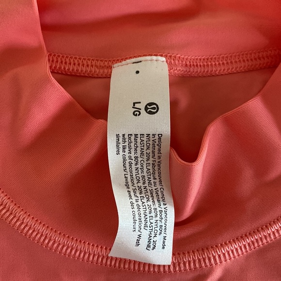 Lululemon rash guard short sleeve top - Picture 2 of 6